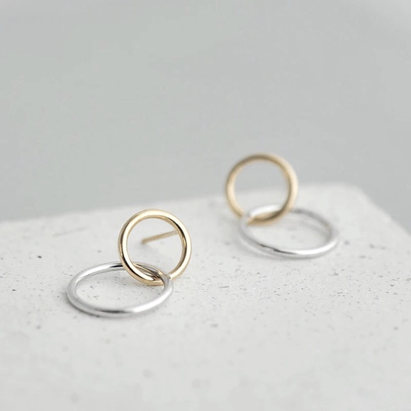 Jewelry - Minimalist Double Circle Earrings